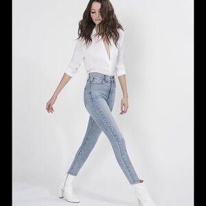 ALICE + OLIVIA AO.LA You Look Good Skinny Jeans Size28 Mid Rebel Rebel Wash EUC😍